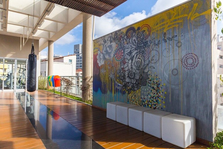 Lindo ap Augusta 207 ua