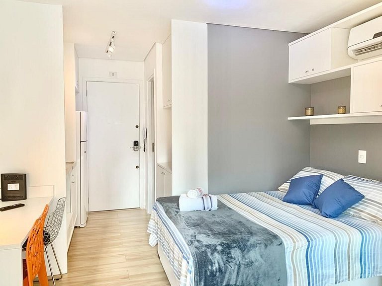 Lindo ap Augusta 207 ua