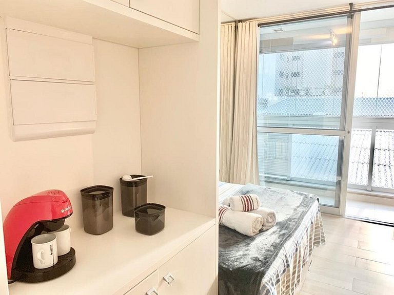 Lindo ap Augusta 207 ua