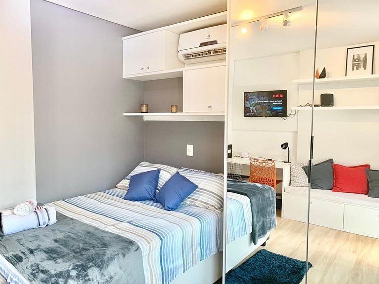 Lindo ap Augusta 207 ua