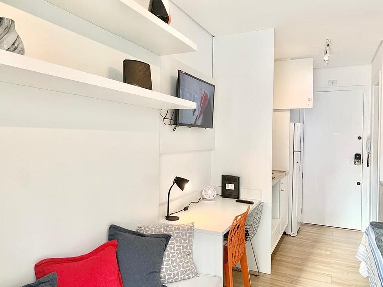 Lindo ap Augusta 207 ua