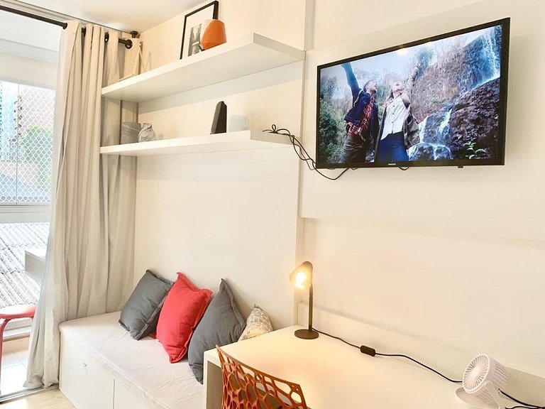 Lindo ap Augusta 207 ua