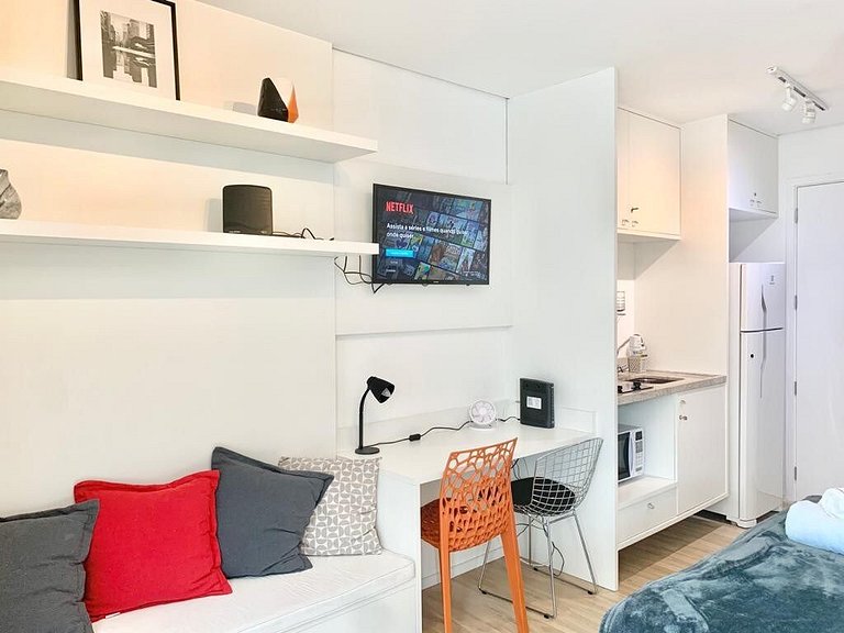 Lindo ap Augusta 207 ua