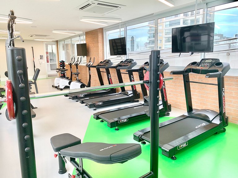 Studio Moderno em Moema | Metrô e Piscina