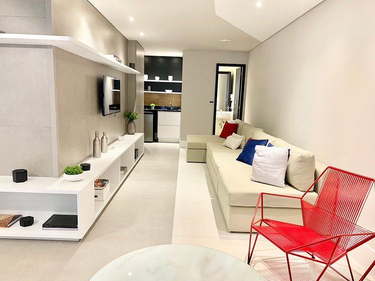 Studio Moderno em Moema | Metrô e Piscina