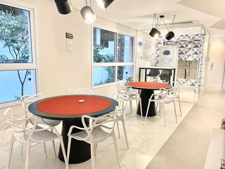 Studio Moderno em Moema | Metrô e Piscina