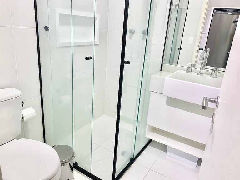 Studio Moderno em Moema | Metrô e Piscina