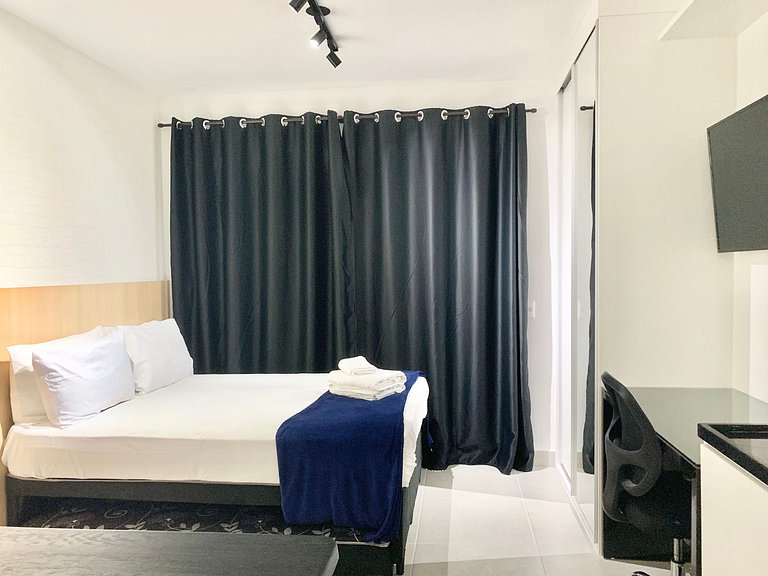 Studio Moderno em Moema | Metrô e Piscina