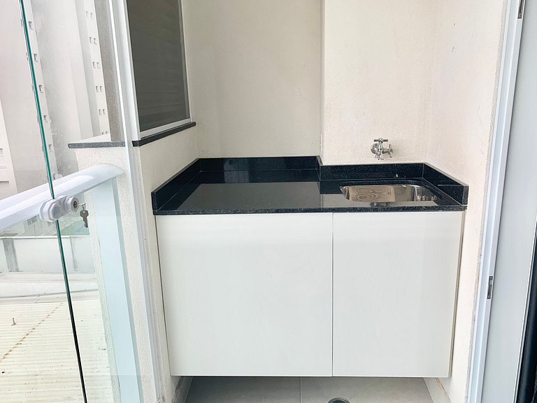 Studio Moderno em Moema | Metrô e Piscina
