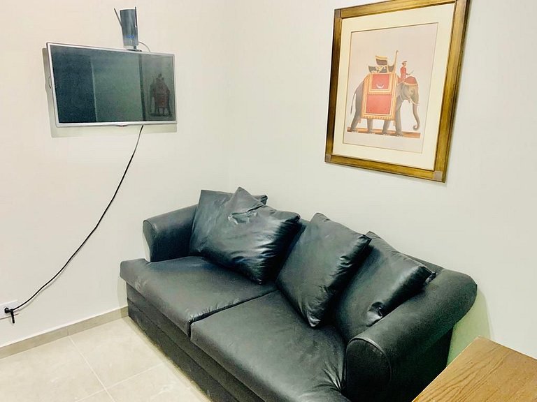 Ap Jardins c/ garagem CD 81