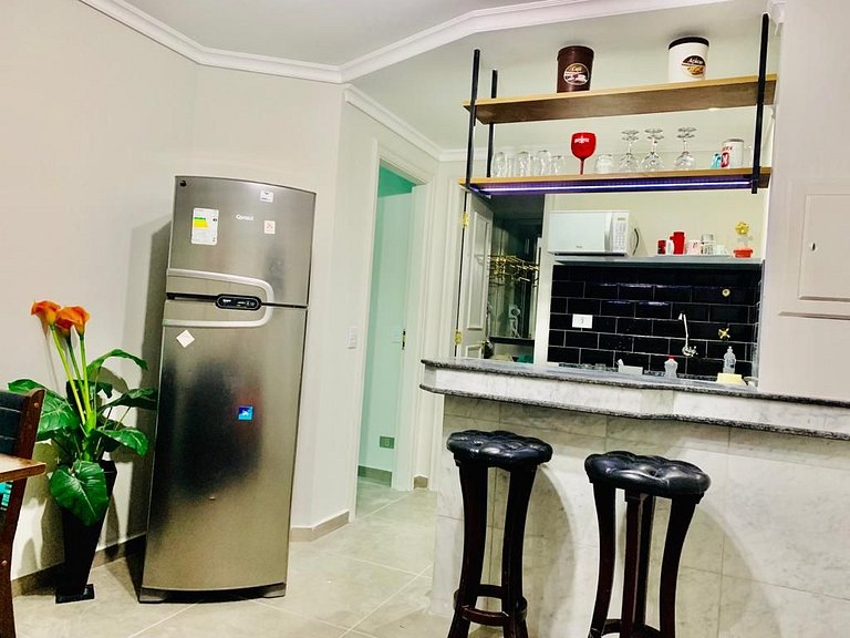 Ap Jardins c/ garagem CD 81
