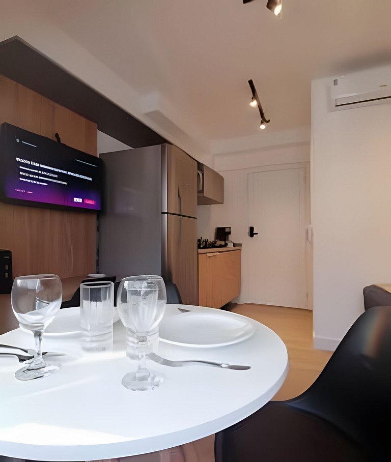 Ap R.Pamplona Trianon Masp 704