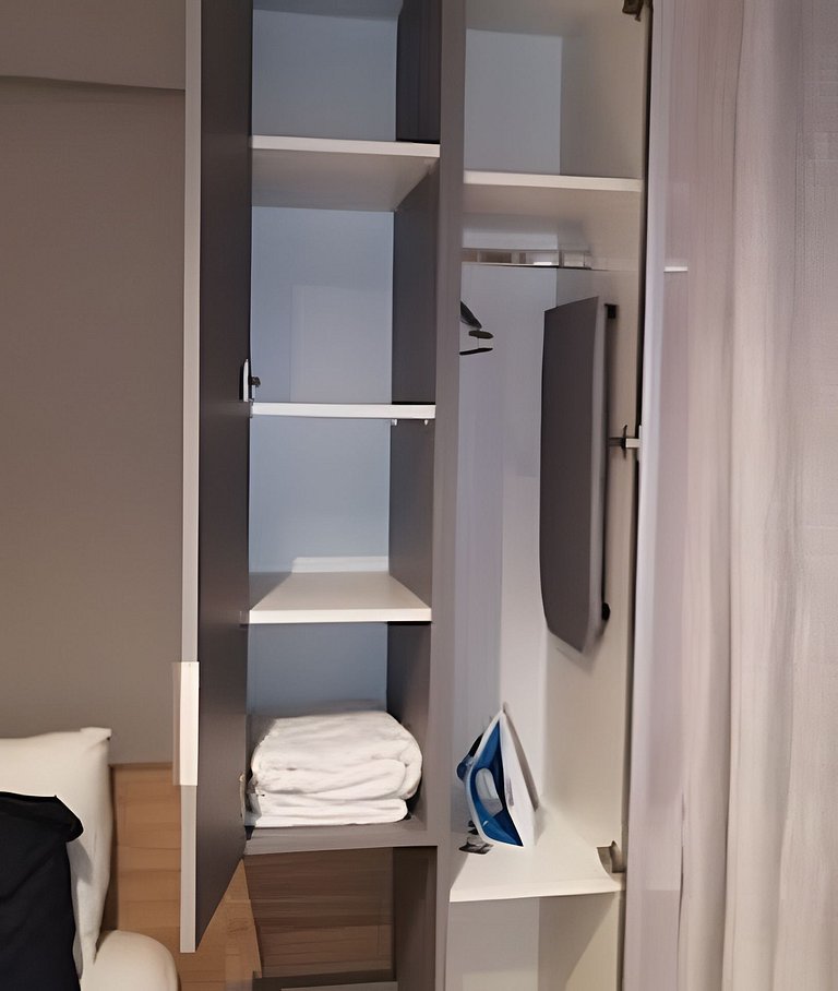 Ap R.Pamplona Trianon Masp 704