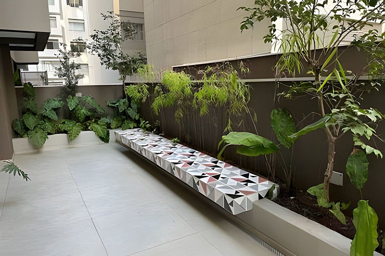 Ap R.Pamplona Trianon Masp 704