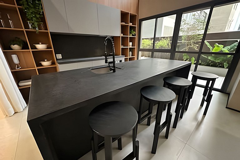 Ap R.Pamplona Trianon Masp 704