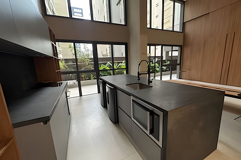 Ap R.Pamplona Trianon Masp 704