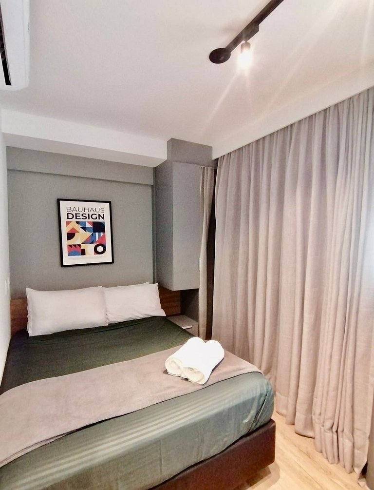 Ap R.Pamplona Trianon Masp 704