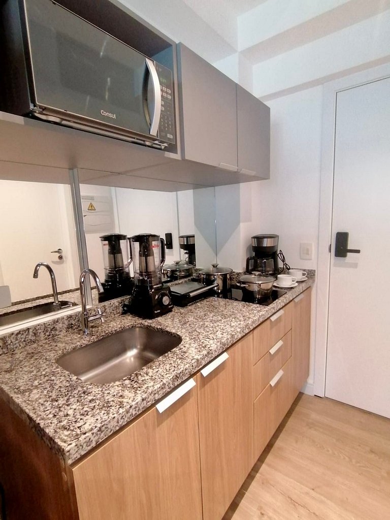 Ap R.Pamplona Trianon Masp 704