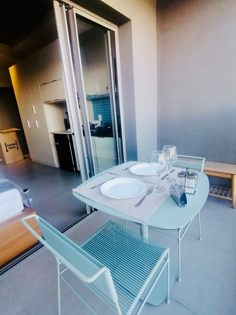 Paraíso: Studio com varanda e vista incrível 408