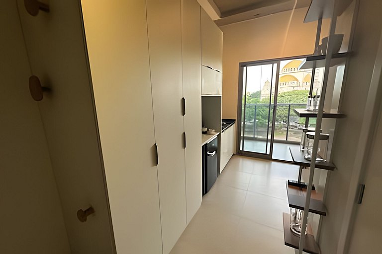 Paraíso: Studio com varanda e vista incrível 408