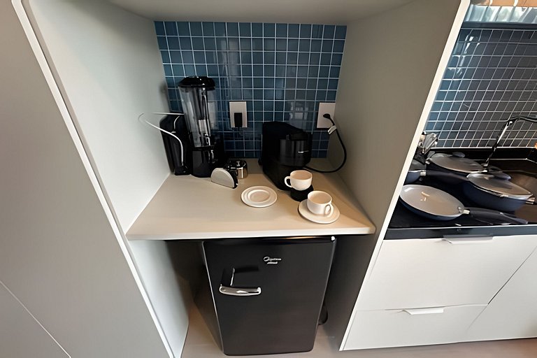 Paraíso: Studio com varanda e vista incrível 408