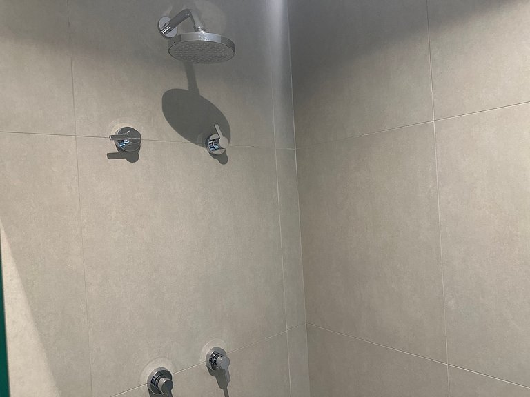 Paraíso: Studio com varanda e vista incrível 408