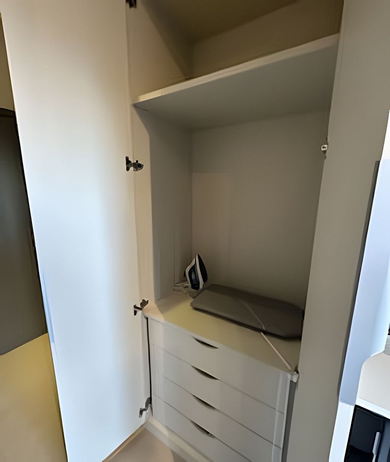 Paraíso: Studio com varanda e vista incrível 408