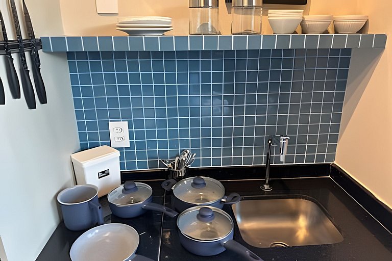 Paraíso: Studio com varanda e vista incrível 408