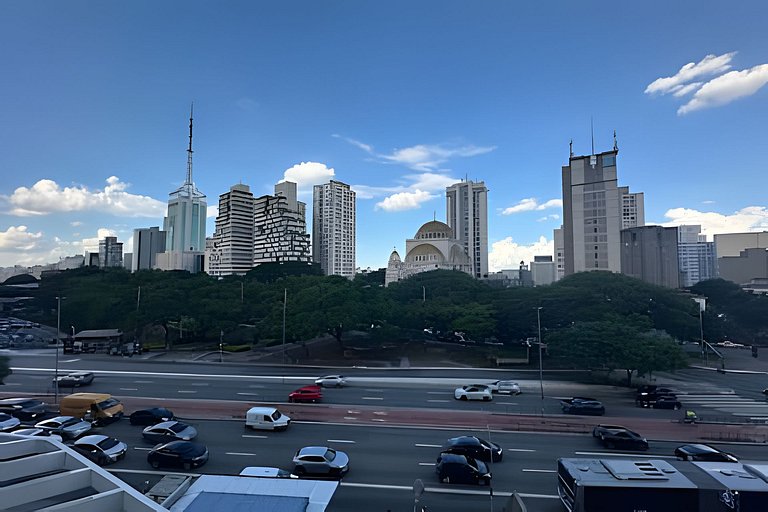 Paraíso: Studio com varanda e vista incrível 408