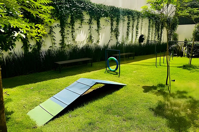 Studio com piscina rooftop ao lado do Allianz 1408