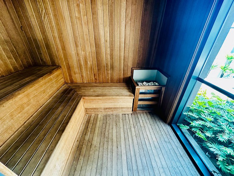 Studio com piscina rooftop ao lado do Allianz 1408