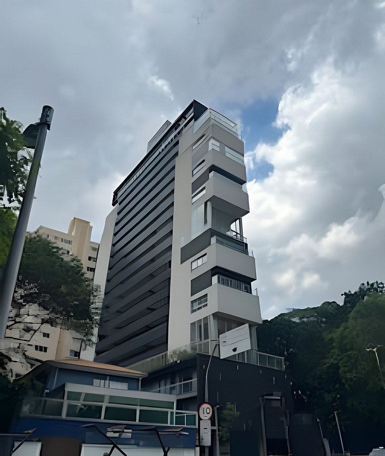 Ap Metrô Oscar Freire Arvo Rebouças Sp 175