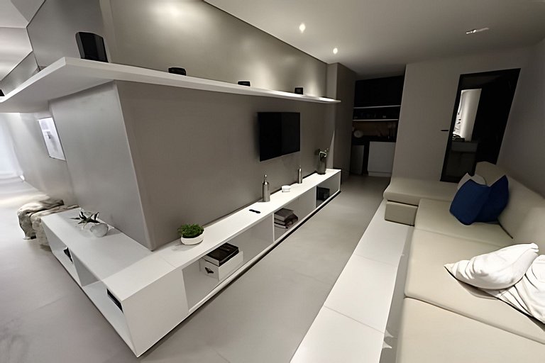 Studio Luxo varanda gourmet Próx. Metrô Moema 204