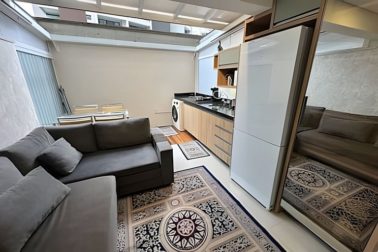 Studio Luxo varanda gourmet Próx. Metrô Moema 204
