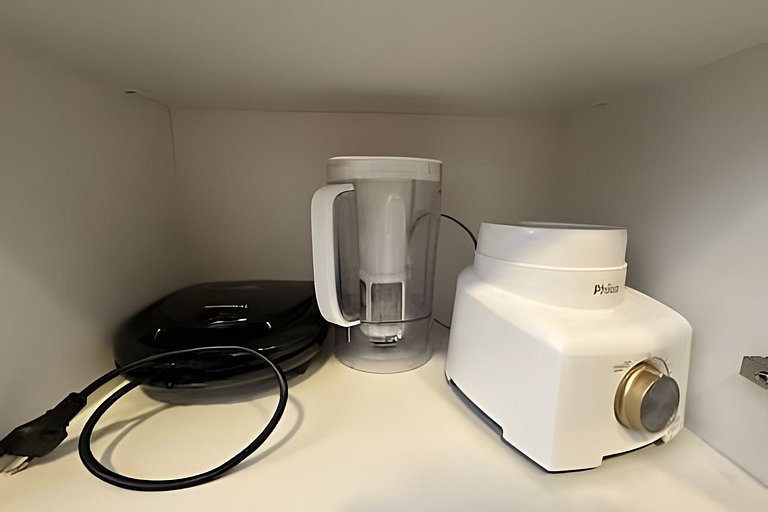 Studio Luxo varanda gourmet Próx. Metrô Moema 204