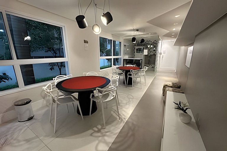 Studio Luxo varanda gourmet Próx. Metrô Moema 204