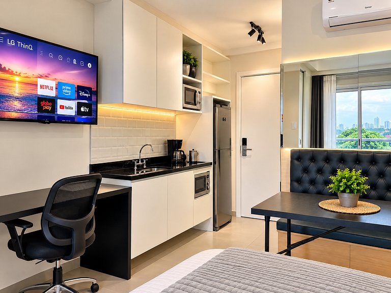 Studio Moderno em Moema | Metrô e Piscina