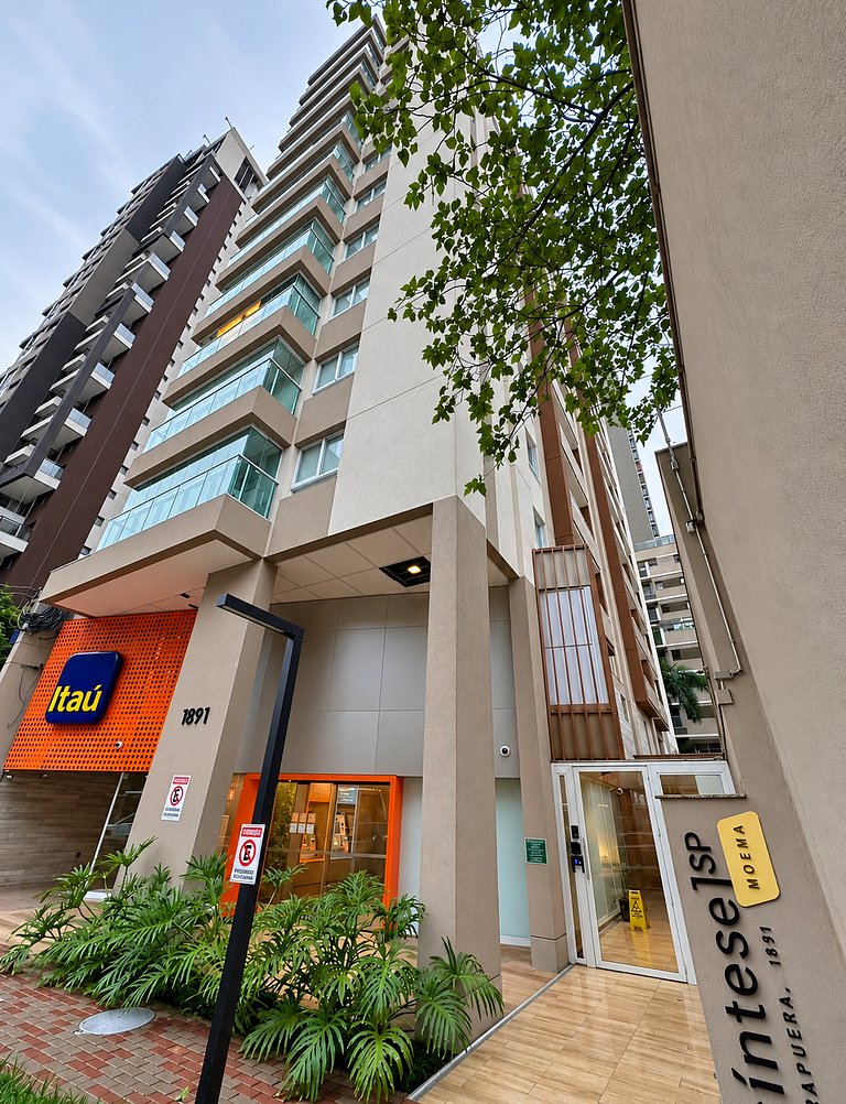 Studio Moderno em Moema | Metrô e Piscina