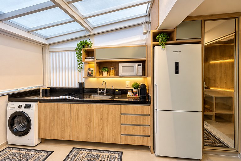 Studio Luxo varanda gourmet Próx. Metrô Moema 204