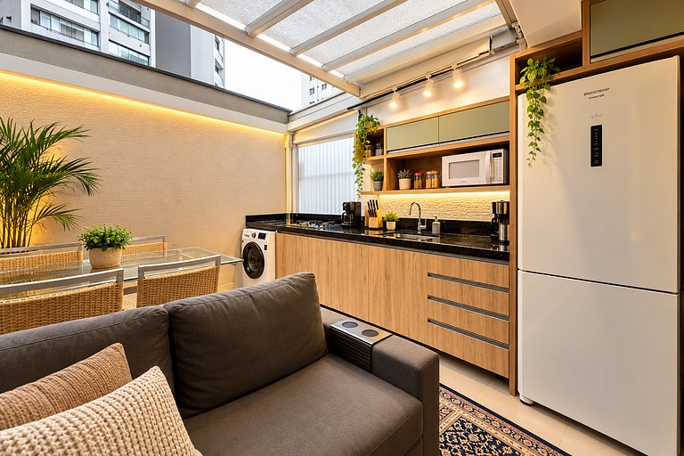 Studio Luxo varanda gourmet Próx. Metrô Moema 204